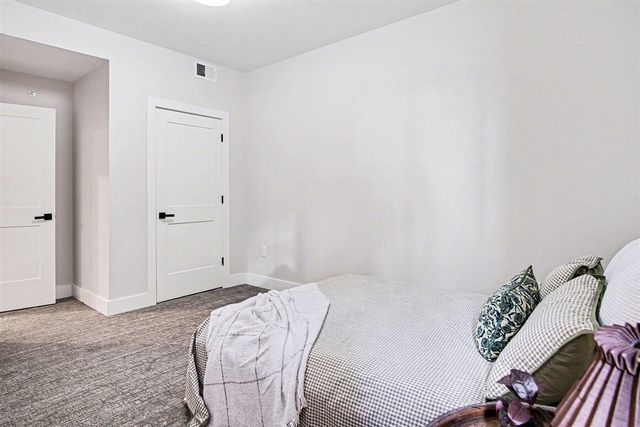 826 Fairview Avenue 4, Grand Rapids, MI 49503