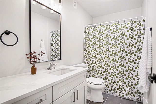 826 Fairview Avenue 4, Grand Rapids, MI 49503