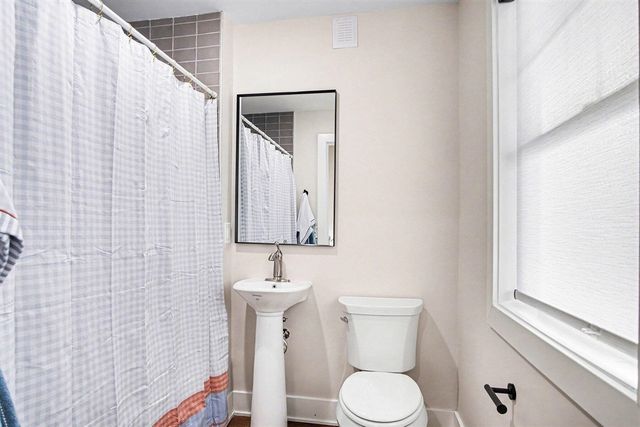 826 Fairview Avenue 4, Grand Rapids, MI 49503