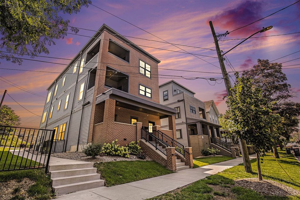 826 Fairview Avenue 4, Grand Rapids, MI 49503