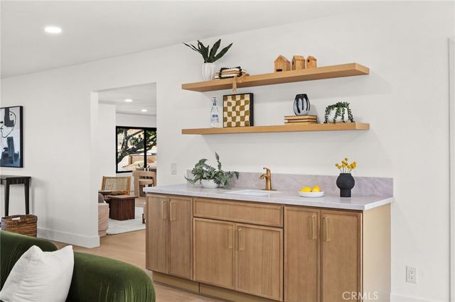 225 Summit Road, La Verne, CA 91750