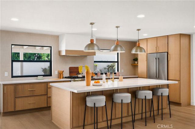 225 Summit Road, La Verne, CA 91750