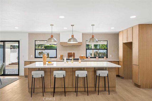 225 Summit Road, La Verne, CA 91750
