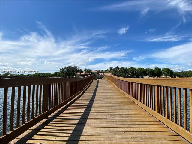 2493 Centergate Drive 204, Miramar, FL 33025