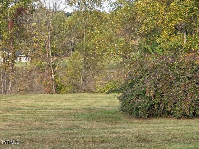 135 Unaka Subdivision Road, Elizabethton, TN 37643