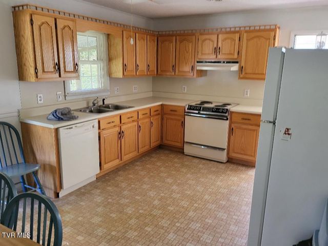 135 Unaka Subdivision Road, Elizabethton, TN 37643