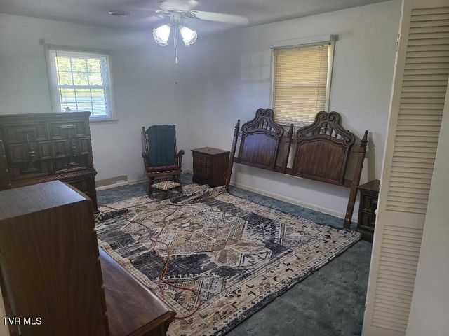 135 Unaka Subdivision Road, Elizabethton, TN 37643