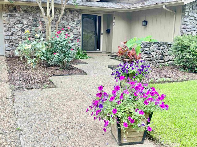 2703 Charter Oak Drive, Little Rock, AR 72223