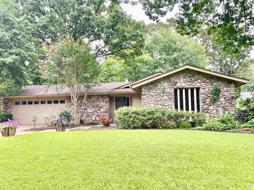 2703 Charter Oak Drive, Little Rock, AR 72223