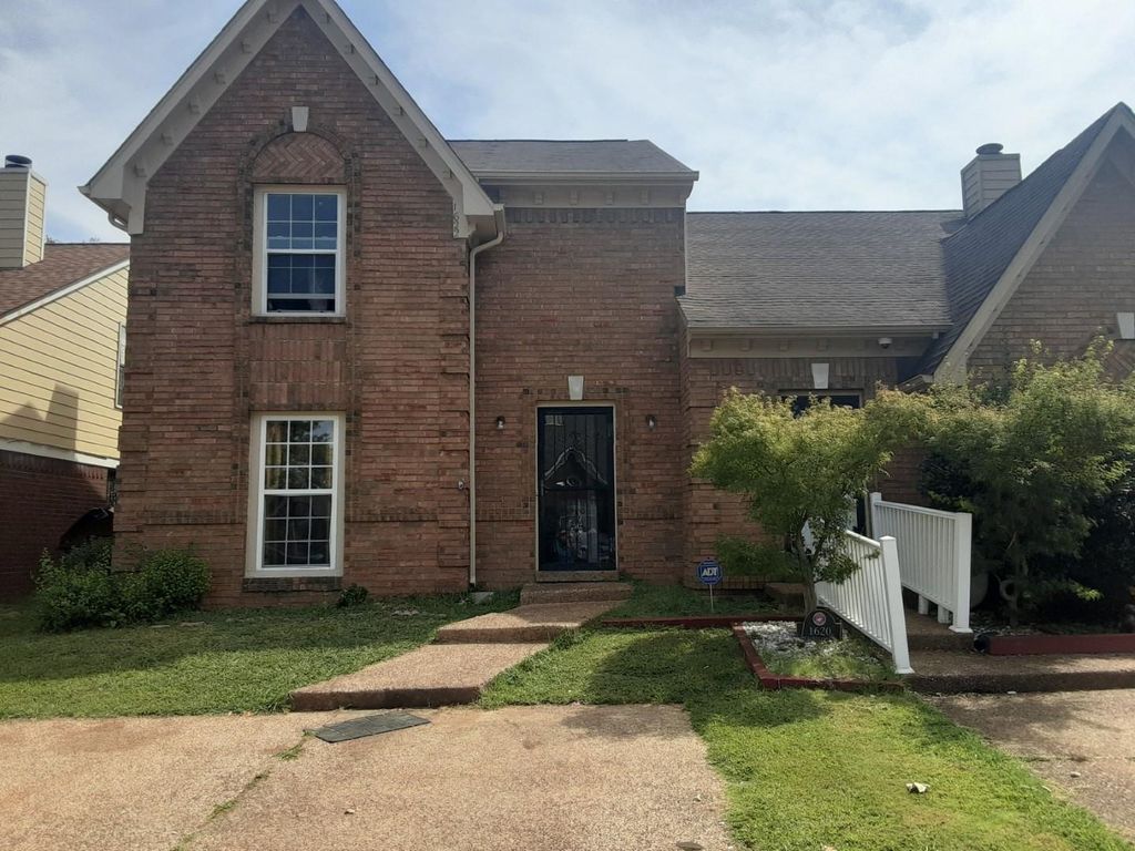 1622 BEAVER TRAIL DR, Memphis, TN 38016