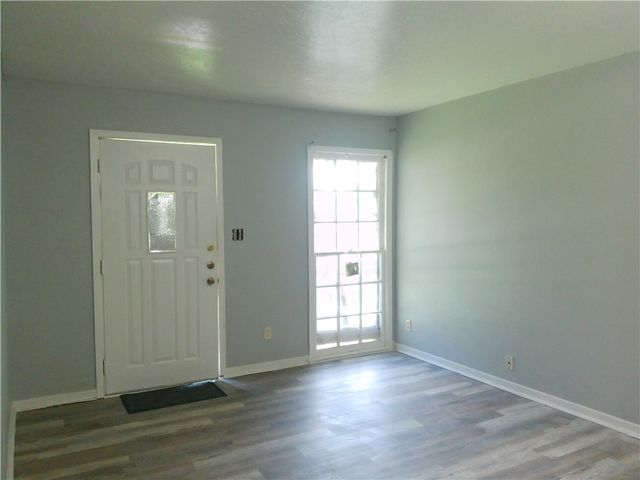 1722 Tarlton St, Corpus Christi, TX 78415
