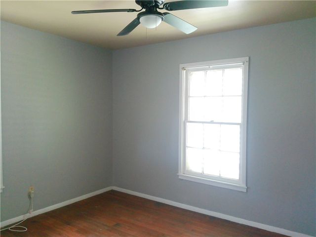 1722 Tarlton St, Corpus Christi, TX 78415