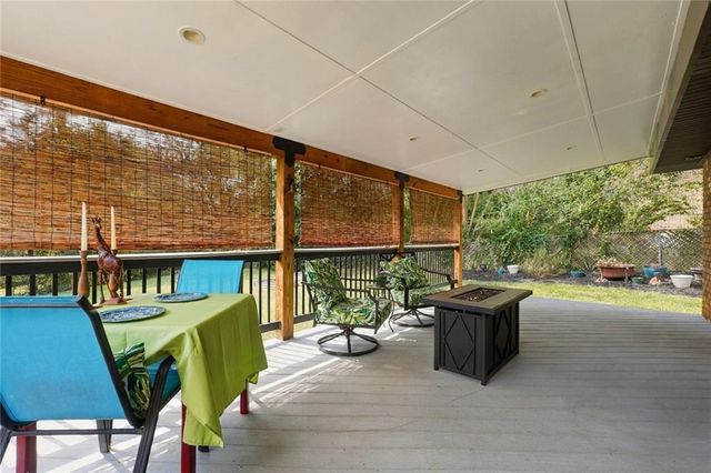610 Evergreen Drive, Woodstock, GA 30188