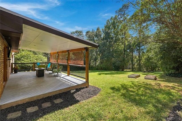 610 Evergreen Drive, Woodstock, GA 30188