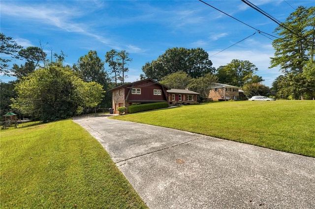 610 Evergreen Drive, Woodstock, GA 30188