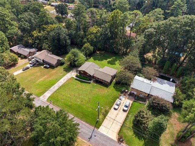 610 Evergreen Drive, Woodstock, GA 30188