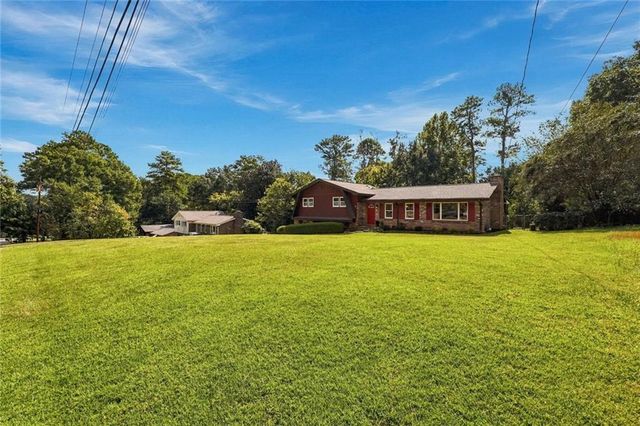 610 Evergreen Drive, Woodstock, GA 30188