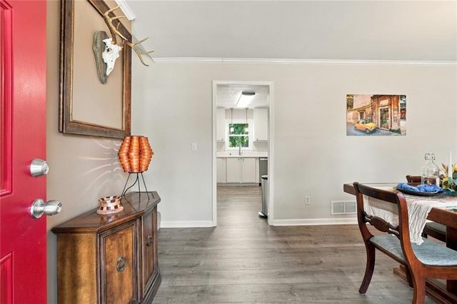 610 Evergreen Drive, Woodstock, GA 30188