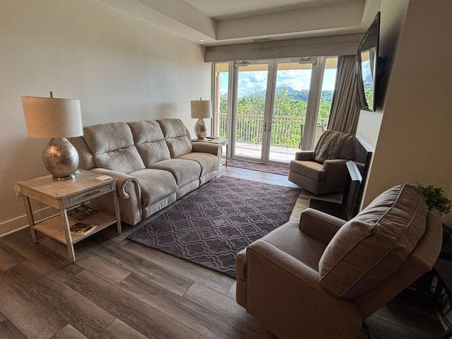 4 Cherokee Boulevard 421, Chattanooga, TN 37405