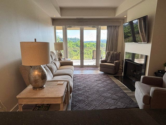 4 Cherokee Boulevard 421, Chattanooga, TN 37405