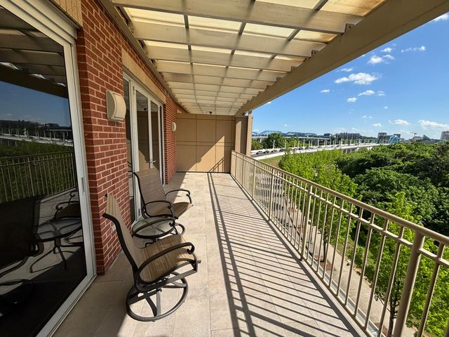 4 Cherokee Boulevard 421, Chattanooga, TN 37405