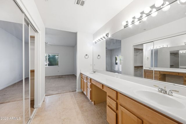7021 E Earll Drive Unit 112, Scottsdale, AZ 85251