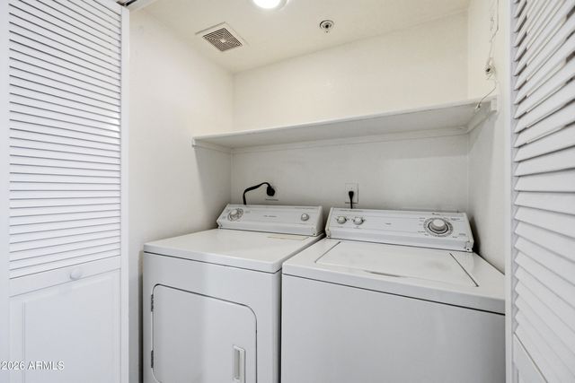7021 E Earll Drive Unit 112, Scottsdale, AZ 85251