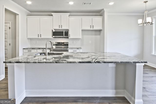 1401 Sunny Valley Lane, Braselton, GA 30517