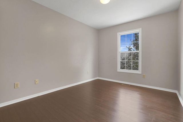 5261 Dietrich Avenue, Orient, OH 43146