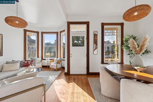 2423 10Th St, Berkeley, CA 94710