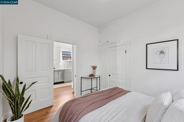 2423 10Th St, Berkeley, CA 94710