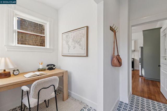 2423 10Th St, Berkeley, CA 94710