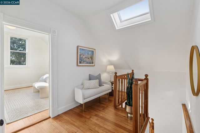 2423 10Th St, Berkeley, CA 94710