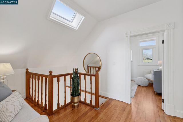 2423 10Th St, Berkeley, CA 94710