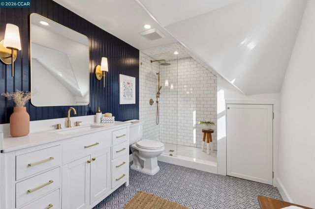 2423 10Th St, Berkeley, CA 94710