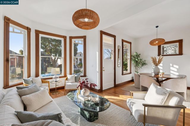 2423 10Th St, Berkeley, CA 94710