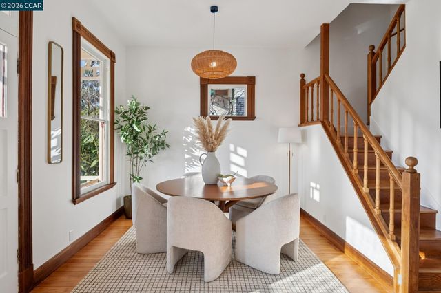 2423 10Th St, Berkeley, CA 94710