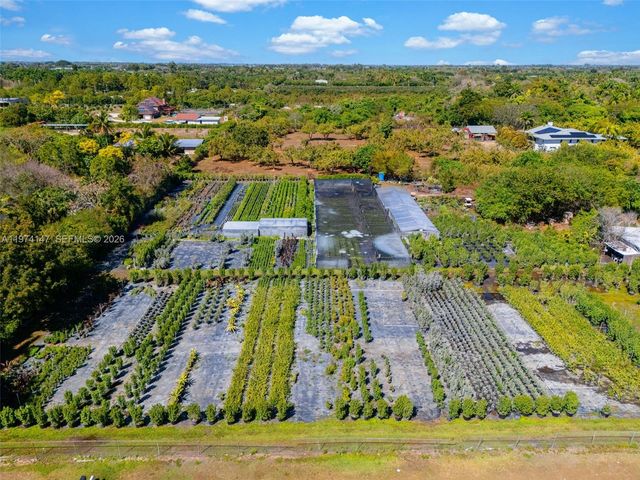 19401 SW 264th St, Homestead, FL 33031