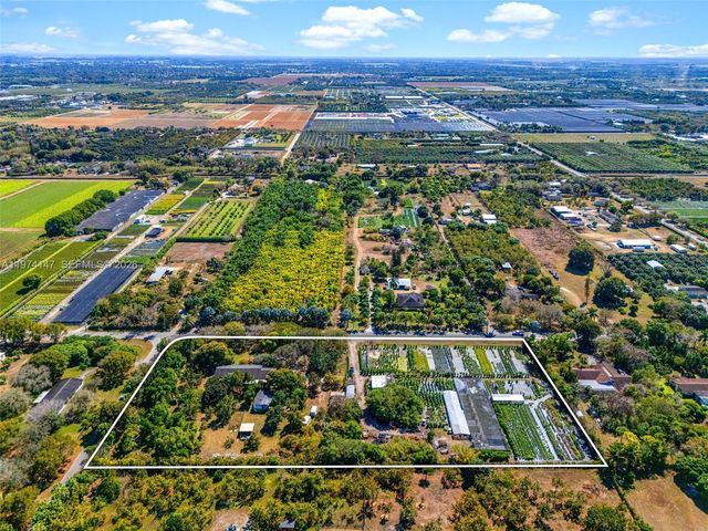 19401 SW 264th St, Homestead, FL 33031