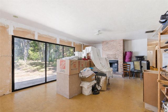 19401 SW 264th St, Homestead, FL 33031