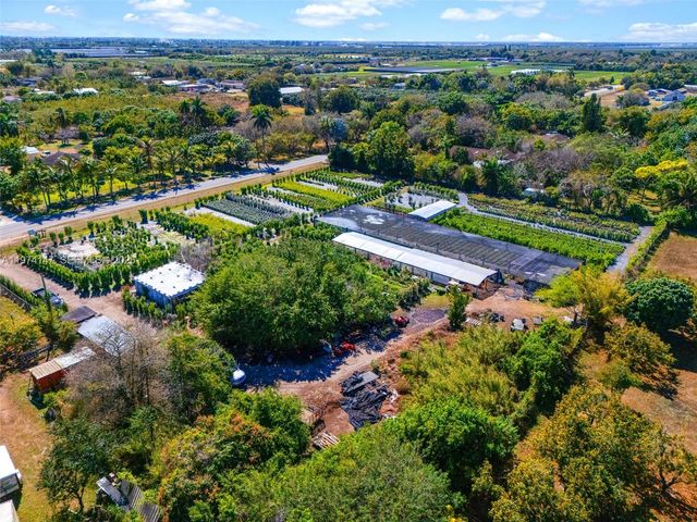 19401 SW 264th St, Homestead, FL 33031