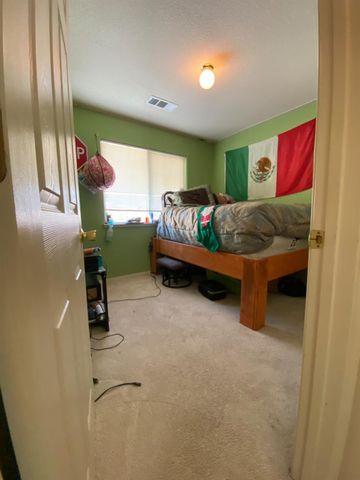 2800 Skybrite Dr, Ceres, CA 95307