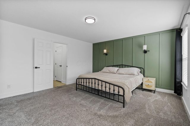 5021 Grimm Drive, Lockbourne, OH 43137