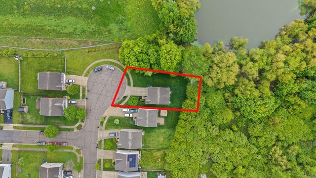 5021 Grimm Drive, Lockbourne, OH 43137