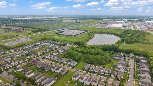 5021 Grimm Drive, Lockbourne, OH 43137