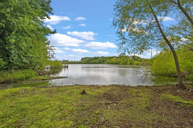 5021 Grimm Drive, Lockbourne, OH 43137