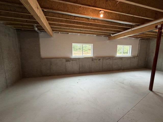 2377 Wallace Lake ROAD, West Bend, WI 53090