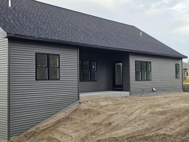 2377 Wallace Lake ROAD, West Bend, WI 53090