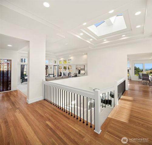 5425 156th Avenue SE, Bellevue, WA 98006