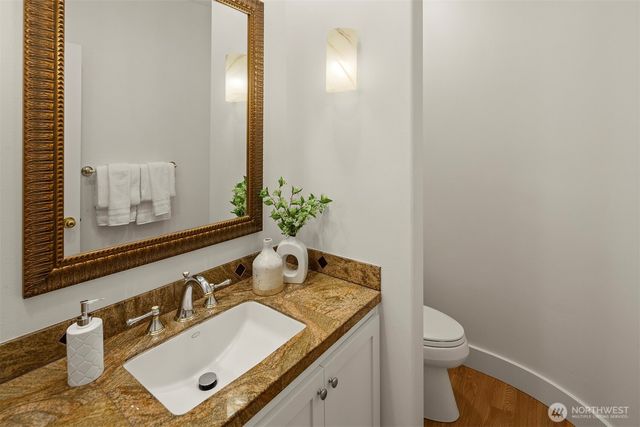 5425 156th Avenue SE, Bellevue, WA 98006